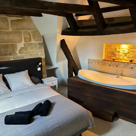 Daire La Suspendue De *