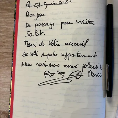 La Suspendue De Sarlat