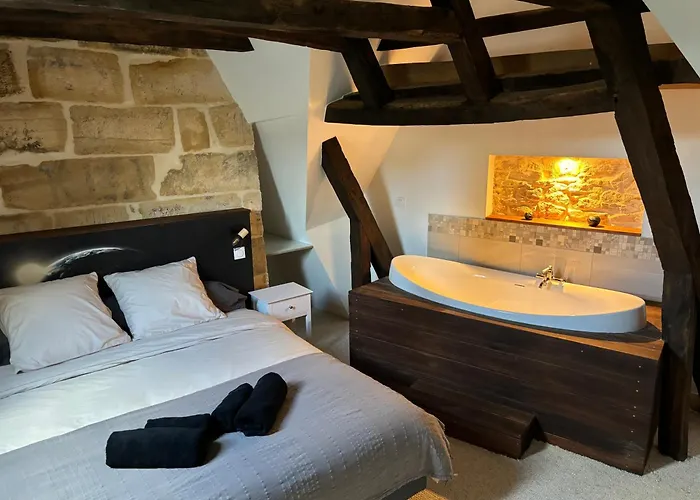 아파트 La Suspendue De *