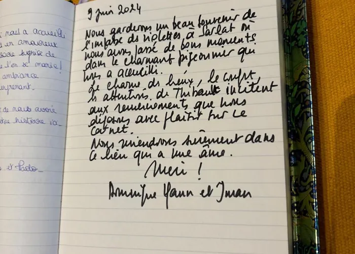 La Suspendue De 사흘라 라 카네다