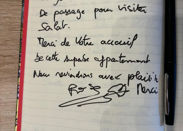 La Suspendue De Sarlat-la-Canéda